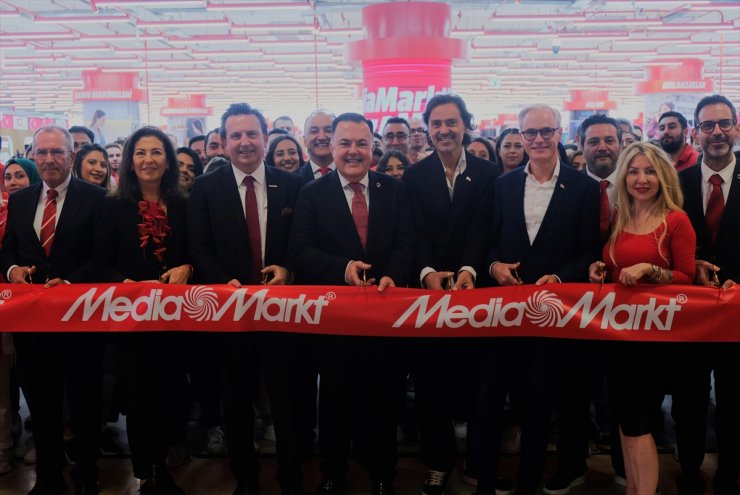 MediaMarkt, teknoloji deneyimi mağazası Tech Arena'yı tüketicilerle buluşturdu