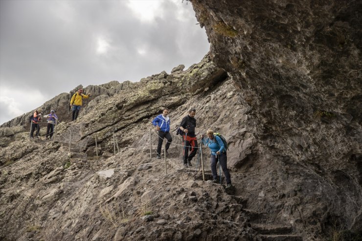 Tunceli'de oluşturulan kültür, tarih ve doğa rotaları gezi gruplarını bekliyor