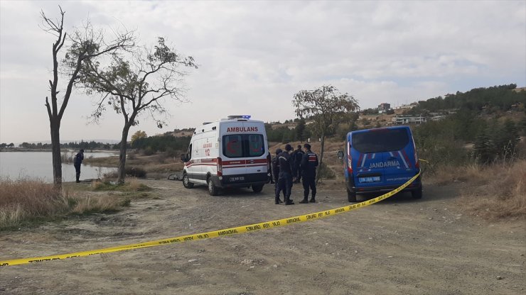 Çorum'da baraj gölüne düşen otomobildeki 1 kişi öldü, 1 kişi yaralandı