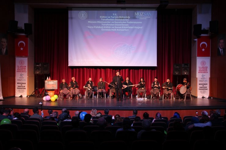 Malatya'da "Asrın Felaketi Kültür ve Sanat Etkinlikleri" kapsamında konser düzenlendi