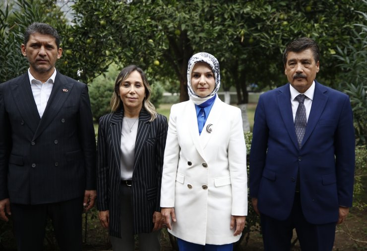 Bakan Göktaş, Antalya'da geçici bakım ve koruma altında bulunan Ukraynalı çocukları ziyaret etti: