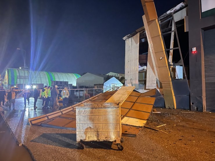 İstanbul'da sağanak hayatı olumsuz etkiledi