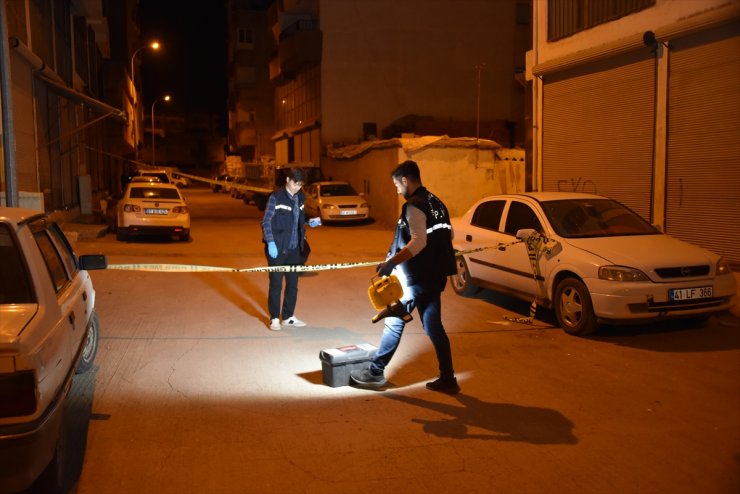 Şanlıurfa'da bir eve silahlı saldırıda bulundukları iddiasıyla 3 şüpheli gözaltına alındı