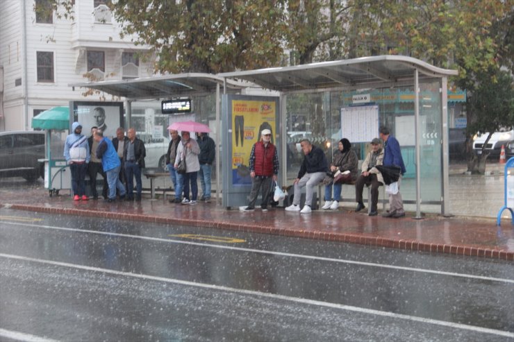 Tekirdağ'da sağanak etkili oldu