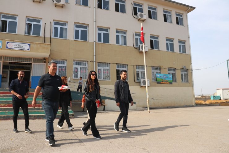 Diyarbakır'da öğretmenler "Haydi kızlar okula" dedi, 16 çocuk yeniden okullu oldu