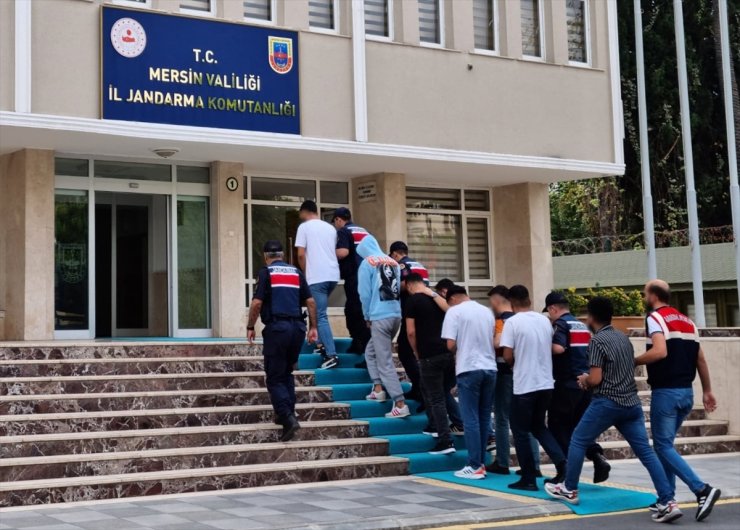 Mersin merkezli dolandırıcılık operasyonunda yakalanan 6 zanlı tutuklandı