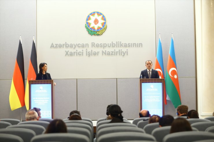 Azerbaycan Dışişleri Bakanı'ndan "Şuşa ve Hankendi" için yanlış isimler kullanan Alman mevkidaşına itiraz: