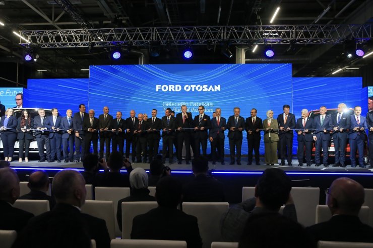 Cumhurbaşkanı Erdoğan Ford Otosan Yeniköy Fabrikası'nın açılış töreninde konuştu: (1)