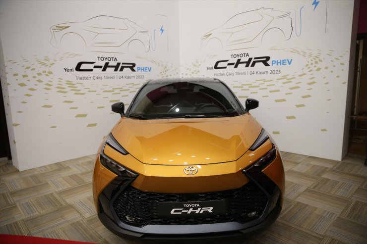 Yeni nesil Toyota C-HR PHEV'de gelecek yıl 140 bin üretim hedefleniyor