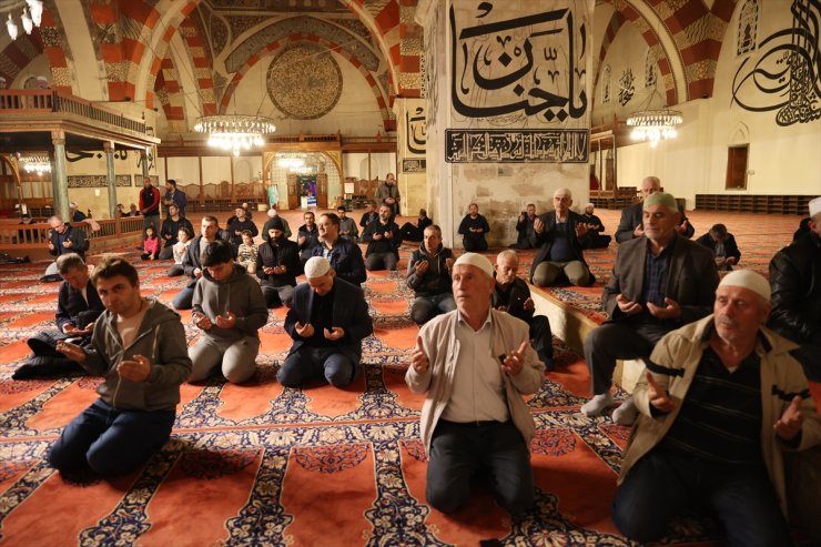 Trakya'daki camilerde Filistinliler için dua edildi