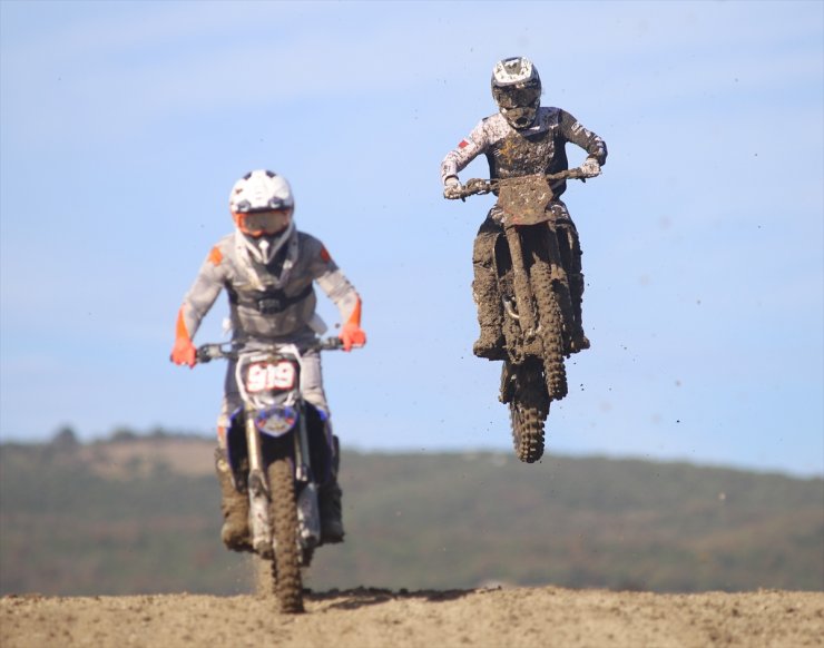 Türkiye Motokros Şampiyonası'nın 4. ayak yarışları Gönen'de tamamlandı