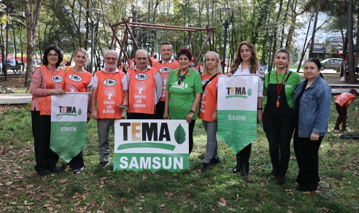 Samsun'da 500 öğrenci filizlendirmek için meşe palamudu topladı