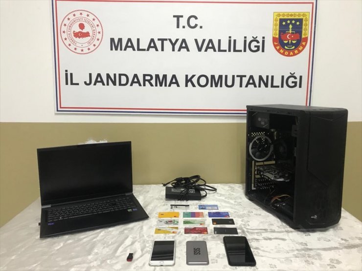 Depremzedeleri konteyner satma vaadiyle dolandırdıkları iddiasıyla 2 zanlı yakalandı