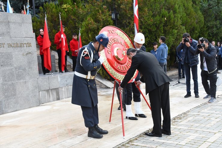 Büyük Önder Atatürk'ü anıyoruz