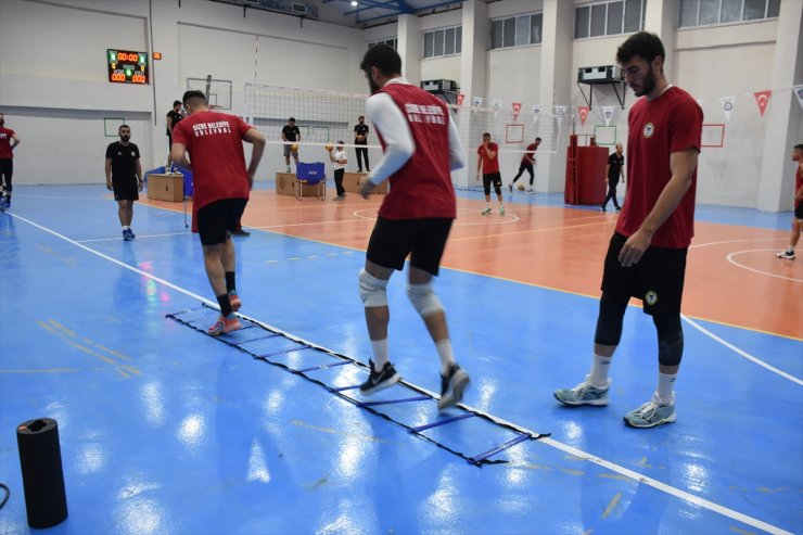 Cizre Belediyespor, Kuşgöz İzmir Vinç Akkuş Belediyespor maçı hazırlıklarını sürdürdü