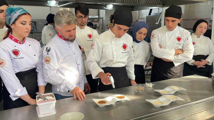 Yozgat Bozok Üniversitesinde 102 öğrenci aşçılık eğitimi alıyor