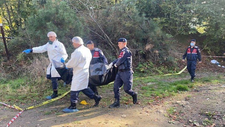 Zonguldak'ta ormanlık alanda yanmış erkek cesedi bulundu