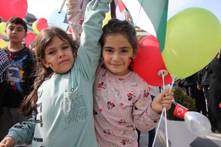 Diyarbakır'da çocuklar Gazze'deki akranları için yürüdü