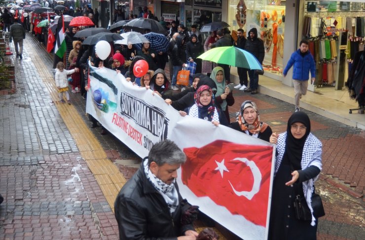 Kütahya'da "El Ele Gazze Şeridi" eylemi gerçekleştirildi