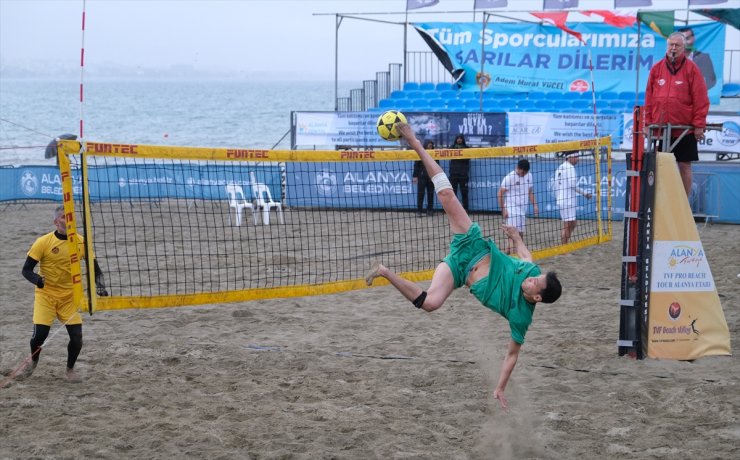 Alanya'da düzenlenen Footvolley Dünya Kulüpler Kupası tamamlandı