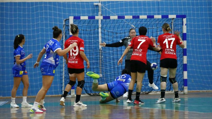 Hentbol: EHF Kadınlar Avrupa Kupası