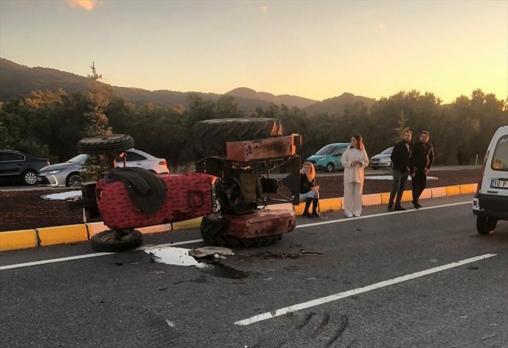 Balıkesir'de trafik kazasında 1 kişi öldü, 5 kişi yaralandı