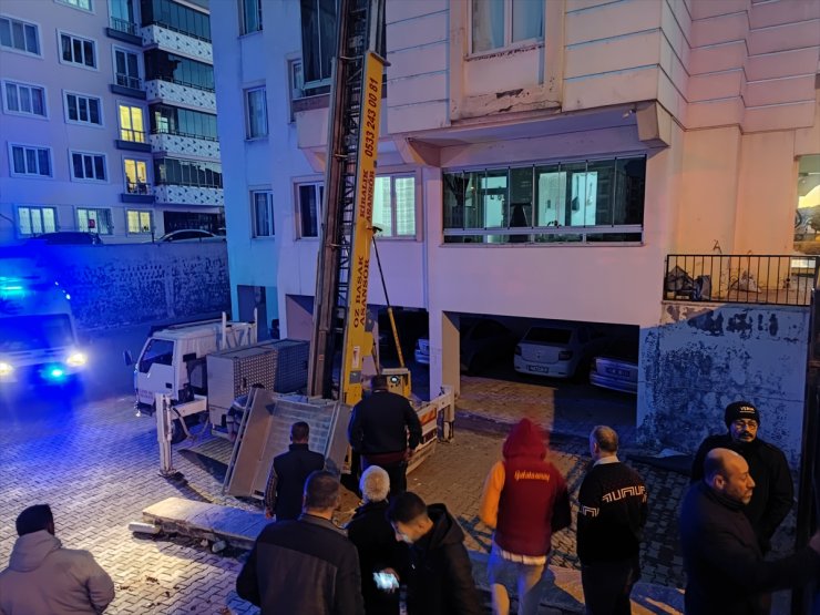 Gaziantep'te yük asansöründen düşen 1 kişi öldü,1 kişi yaralandı