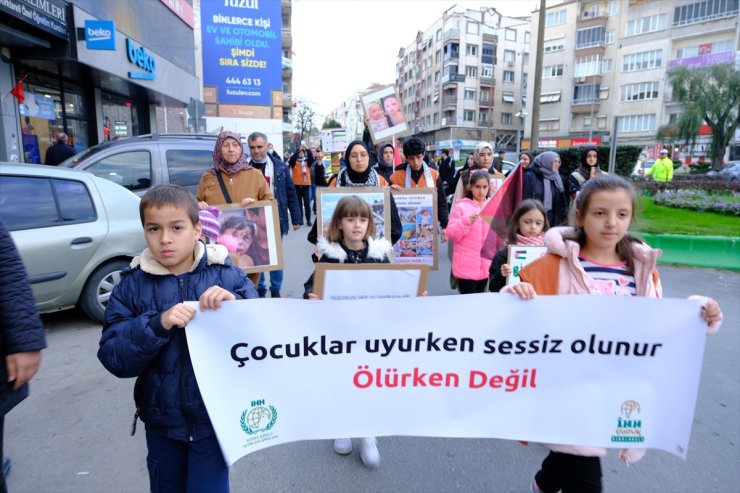 Kırklareli'nde Filistin'de hayatını kaybeden çocuklar için yürüyüş yapıldı