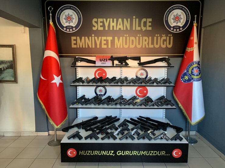 Adana'da polisin uygulamalarında ruhsatsız 71 silah ele geçirildi