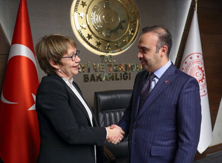 Bakan Kacır, EBRD Başkanı Odile Renaud-Basso ile görüştü: