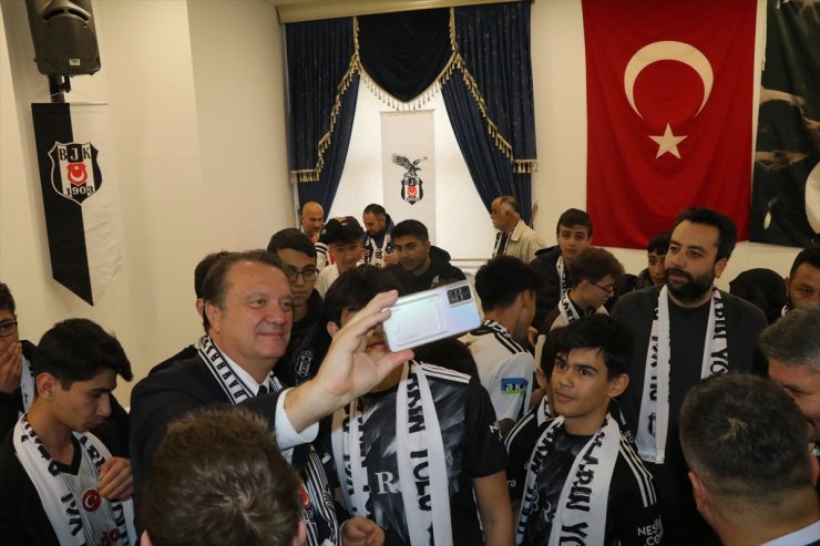 Beşiktaş Kulübü Başkan Adayı Hasan Arat, Çankırı'da taraftarlarla buluştu: