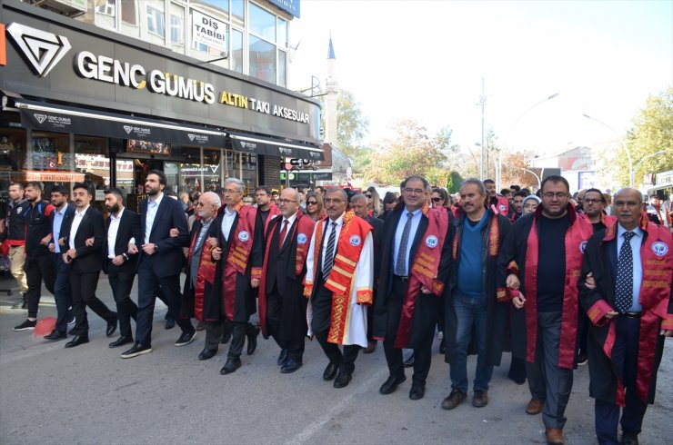 Karaman'da akademisyenler İsrail'in Gazze'ye saldırılarını protesto etti