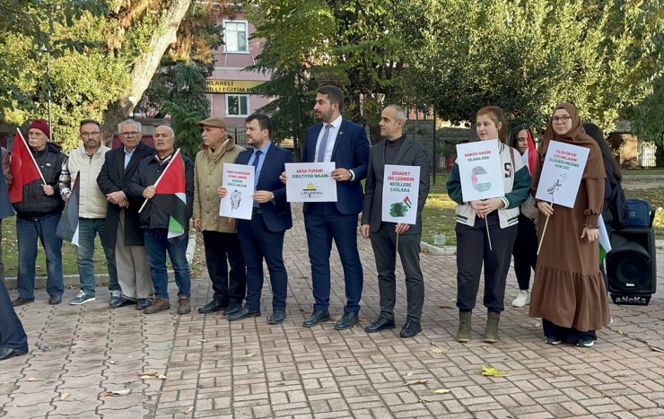 Kırklareli'nde öğrenciler İsrail'in Gazze'ye yönelik saldırılarını kınadı