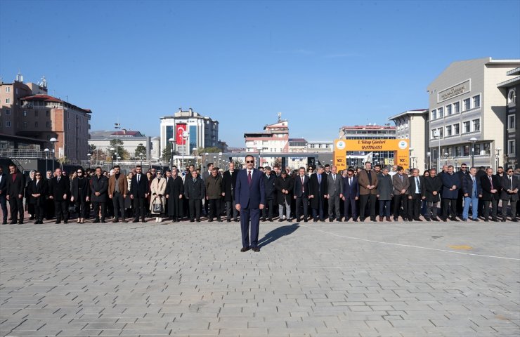 Van, Bitlis, Hakkari ve Muş'ta "24 Kasım Öğretmenler Günü" kutlandı