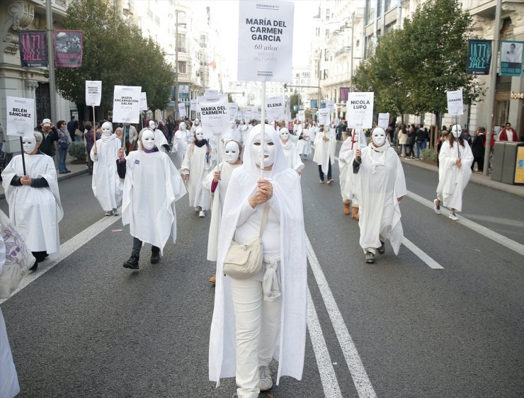 Kadına Yönelik Şiddete Karşı Uluslararası Mücadele Günü dolayısıyla Madrid'de gösteri