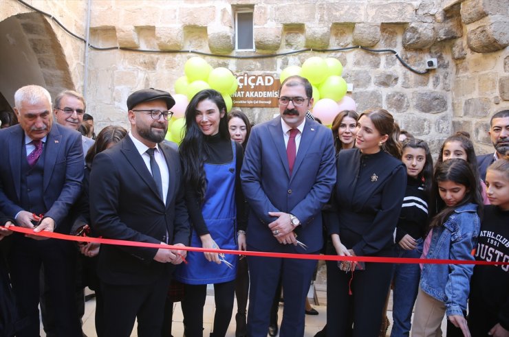 Mardin'de çocuk ve gençler için "Sanat Okulu" açıldı