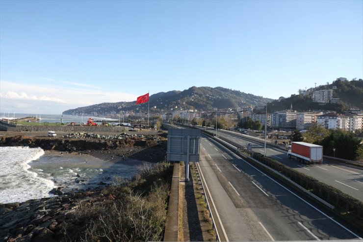 Karadeniz Sahil Yolu Çayeli-Trabzon istikameti ulaşıma açıldı