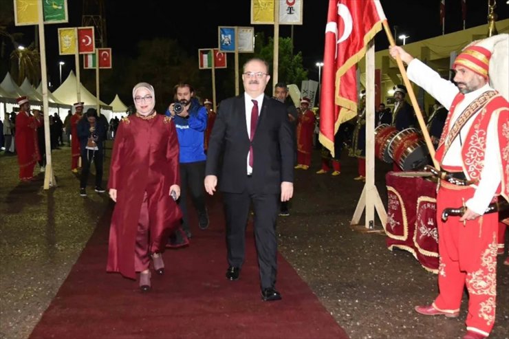 Kuveyt'te düzenlenen "Türk Köyü Etkinliğinde" Türk kültürü tanıtılıyor