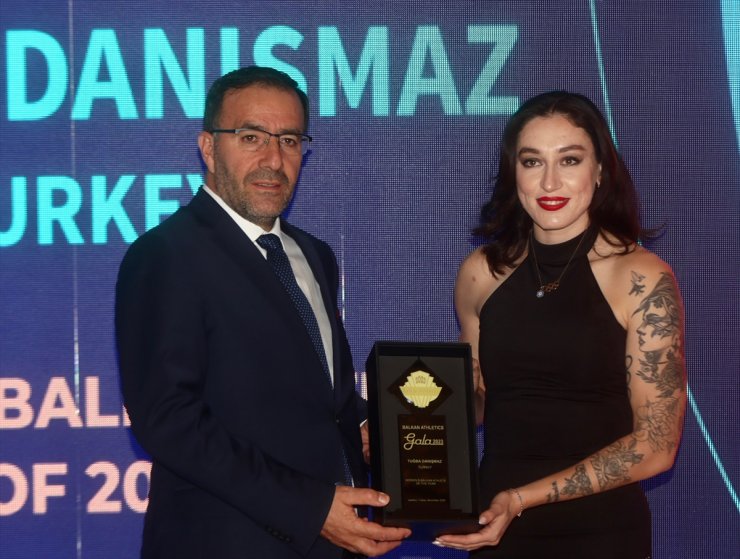 Balkan Atletizm Federasyonları Birliği Kongresi'nin gala gecesi İstanbul'da yapıldı