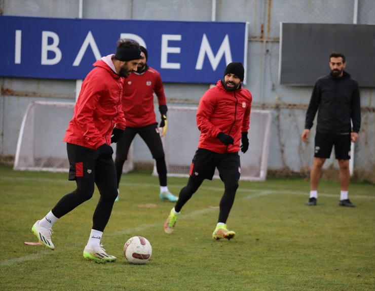 Sivasspor, Fenerbahçe maçının hazırlıklarına başladı