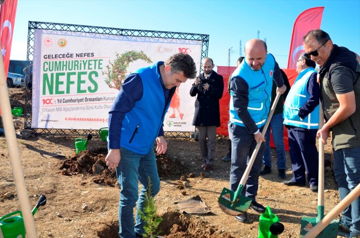 TDV, depremde hayatını kaybedenler için Kahramanmaraş'ta 13 bin fidan dikti