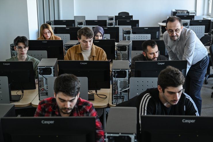 İTÜ'de "beyaz şapkalı" hackerlar yetişiyor