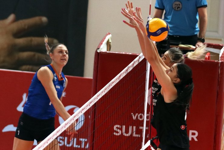 Voleybol: Vodafone Sultanlar Ligi