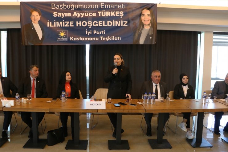 İYİ Parti Genel Başkan Yardımcısı Ayyüce Türkeş Taş, Kastamonu'da partililerle buluştu