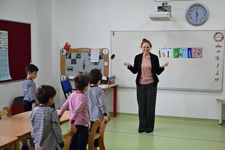 Tatil için geldiği Türkiye'ye hayran kalan ABD'li öğretmen, 5 çocuğuyla Edirne'ye taşındı