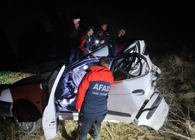 Bitlis'te tırın otomobile çarpması sonucu 1 kişi öldü