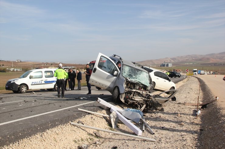 Siirt'te zincirleme trafik kazasında 1 kişi öldü, 3 kişi yaralandı