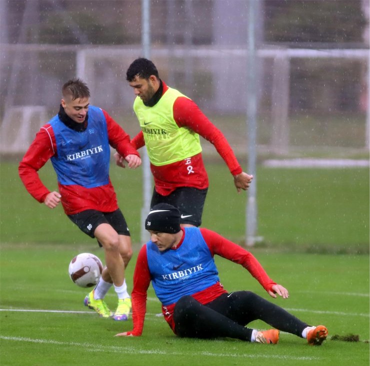 Antalyaspor, Fatih Karagümrük maçının hazırlıklarına başladı