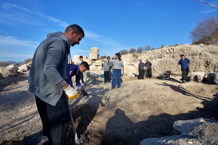 Kastabala Antik Kenti'nde tapınak kalıntıları bulundu