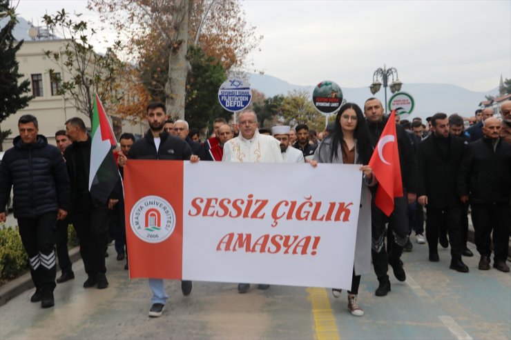 Amasya Üniversitesince Gazze için "sessiz yürüyüş" gerçekleştirildi